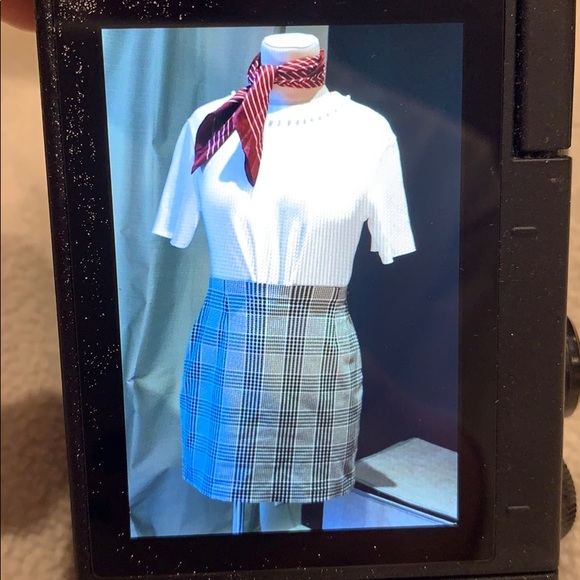 Grey b&w waist hugging plaid mini skirt - Picture 1 of 2